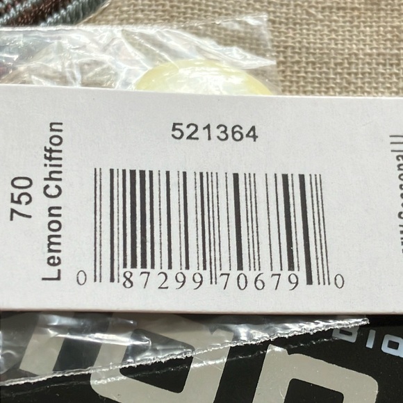 NWT⭐️ $69 Bianca Nygard
Pants, Lemon Chiffon -SIZE 16 - Picture 6 of 7